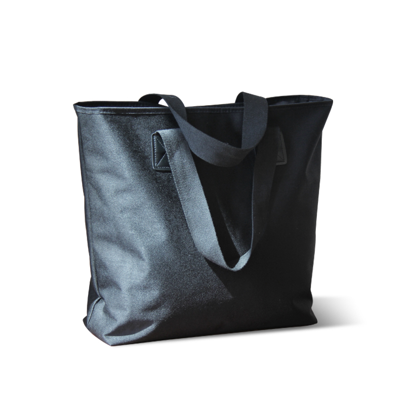 Oversized shopping bag